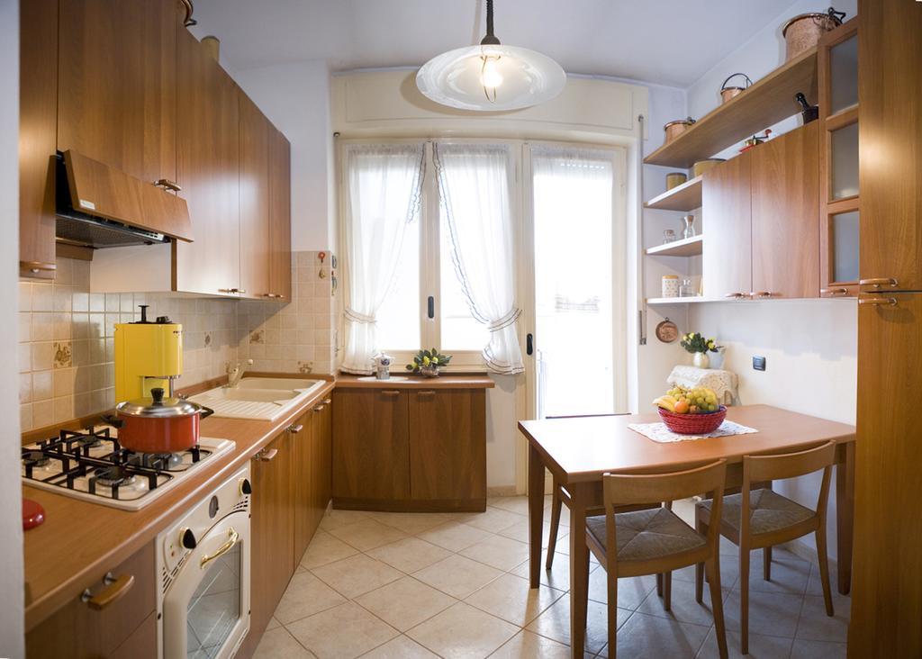 Silky House With Private Parking Apartment โกโม ห้อง รูปภาพ